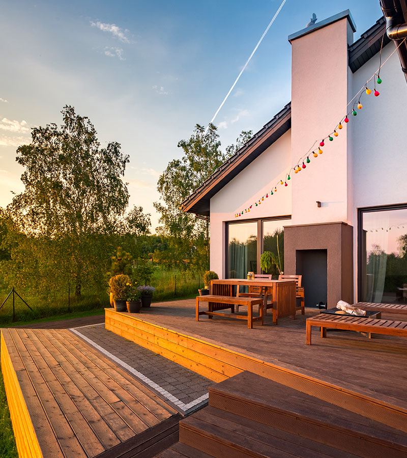 Amenagement de terrasse en bois à Les Pavillons-sous-Bois en Seine-Saint-Denis (93) contactez Paul & Francois Élagage